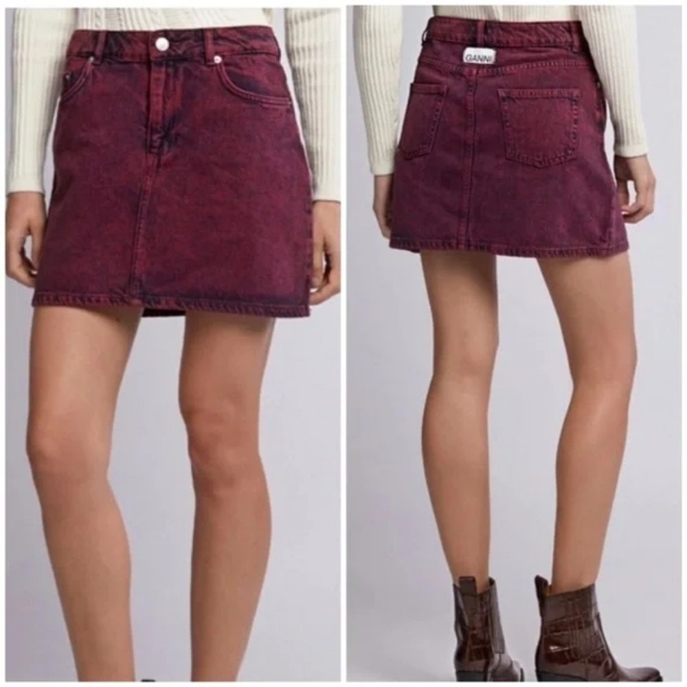 Ganni Colored Washed Denim Mini Skirt red/Burgundy 40 size